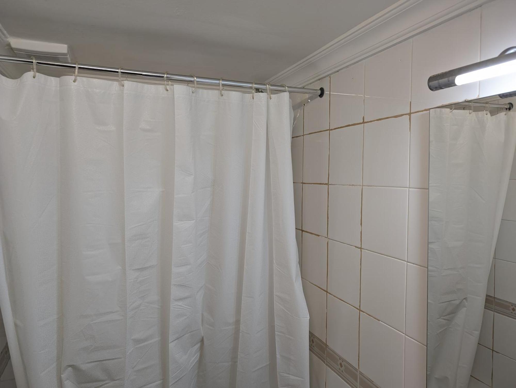 Free Wifi -Estrela Lapa- Tram 28 Apartment Lisbon Bagian luar foto